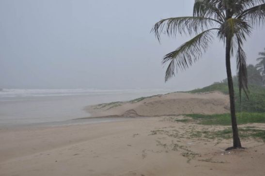 770-502-1praia-com-muita-chuva-em-sao-luis---ma-nikon (13185)